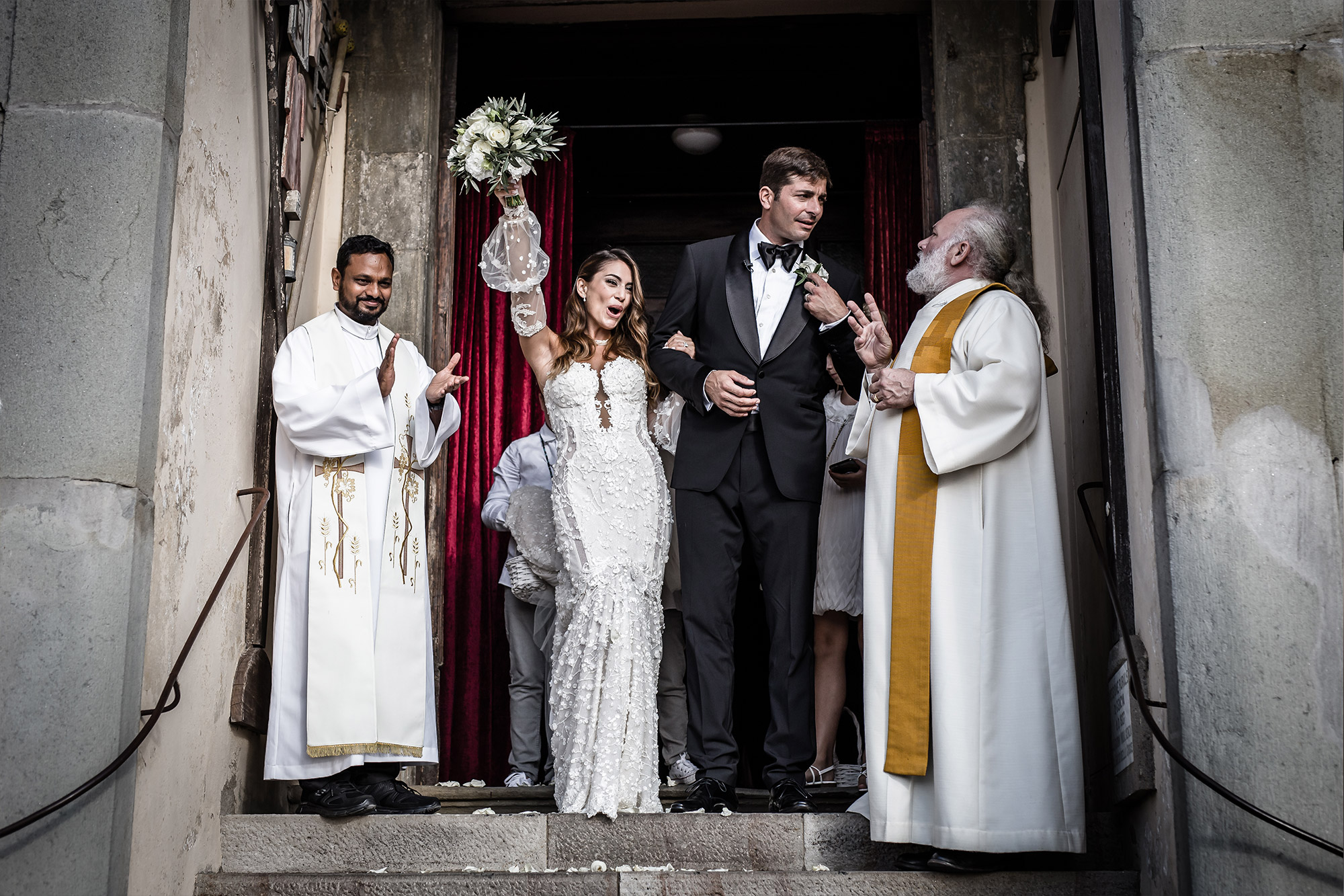 matrimonio toscana castello segalari weddings italy uscita chiesa fotografo milano by Photo27